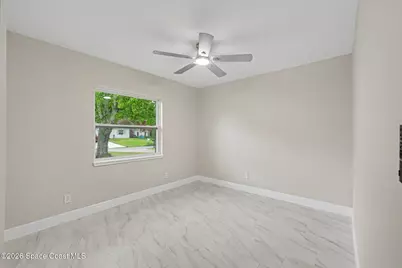 352 Vesta Circle, Melbourne, FL 32901 - Photo 17