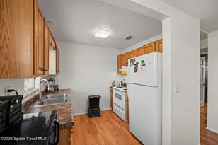 842 Torrence Ln, Melbourne, FL 32935 - Photo 9