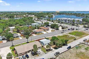 842 Torrence Ln, Melbourne, FL 32935 - Photo 3