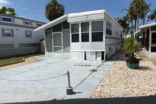 714 Horizon Ln, Melbourne Beach, FL 32951 - Photo 3