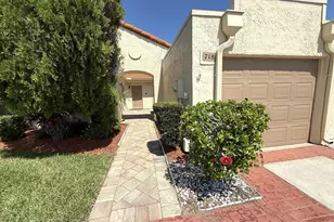 718 Pine Island Dr, Melbourne, FL 32940 - Photo 3