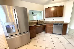 718 Pine Island Dr, Melbourne, FL 32940 - Photo 13