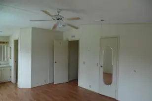 1040 E Dracena Dr E, Micco, FL 32976 - Photo 33