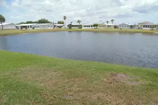 1040 E Dracena Dr E, Micco, FL 32976 - Photo 13