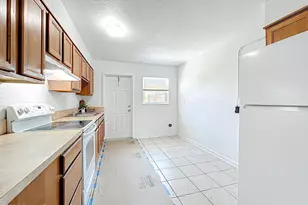 335 N Brevard Ave, Cocoa Beach, FL 32931 - Photo 9