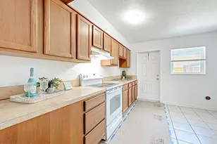 335 N Brevard Ave, Cocoa Beach, FL 32931 - Photo 5