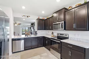 380 Guinevere Dr SW, Palm Bay, FL 32908 - Photo 11