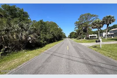 8206 Lakeland Boulevard, Fort Pierce, FL 34951 - Photo 3