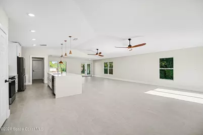 8666 100th Avenue, Vero Beach, FL 32967 - Photo 11