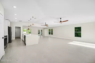 8666 100th Ave, Vero Beach, FL 32967 - Photo 11
