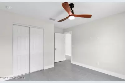 8575 100th Avenue, Vero Beach, FL 32967 - Photo 11