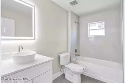 8575 100th Avenue, Vero Beach, FL 32967 - Photo 9