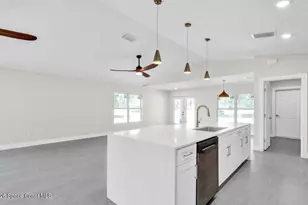 8575 100th Ave, Vero Beach, FL 32967 - Photo 5