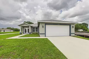 8575 100th Ave, Vero Beach, FL 32967 - Photo 1
