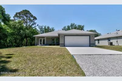 8575 100th Avenue, Vero Beach, FL 32967 - Photo 1