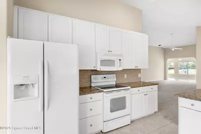 6904 Renshaw Drive, Melbourne, FL 32940 - Photo 9
