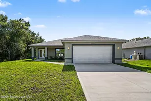 8815 100th Ct, Vero Beach, FL 32967 - Photo 1
