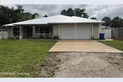 8075 104th Avenue, Vero Beach, FL 32967 - Photo 1