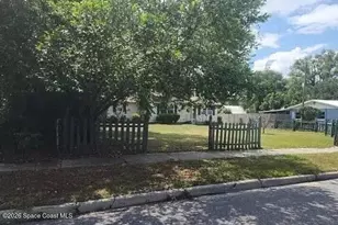 14303 14th St, Dade City, FL 33625 - Photo 3