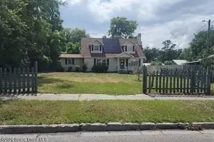 14303 14th St, Dade City, FL 33625 - Photo 1