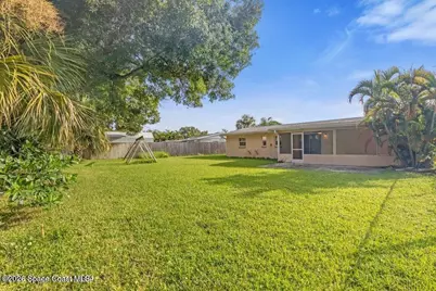 1812 Oakwood Drive, Melbourne, FL 32935 - Photo 11