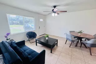 1812 Oakwood Dr, Melbourne, FL 32935 - Photo 3