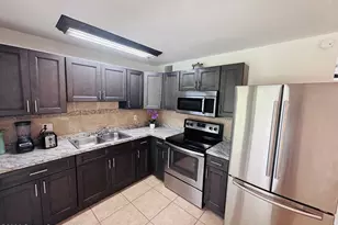 1812 Oakwood Dr, Melbourne, FL 32935 - Photo 5