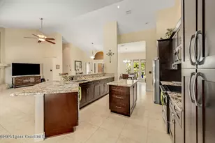 3789 Peacock Dr, Melbourne, FL 32904 - Photo 9