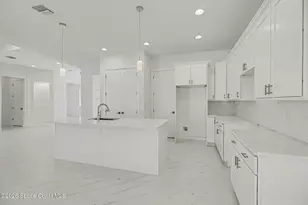2062 SW O'Connel Ave, Palm Bay, FL 32908 - Photo 5