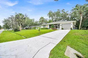 932 Starflower Ave, Sebastian, FL 32958 - Photo 3