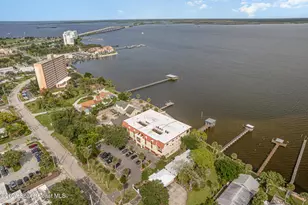 525 Indian River Ave SE, Titusville, FL 32796 - Photo 3