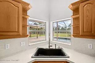 4691 Mooney Ln, Grant-Valkaria, FL 32949 - Photo 17