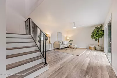 2715 Vista Oaks Circle NE, Palm Bay, FL 32905 - Photo 17