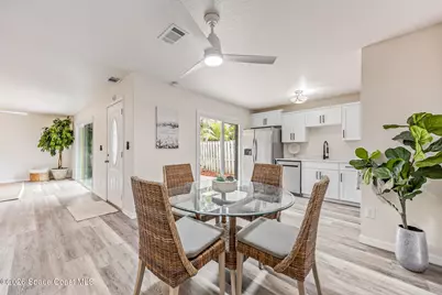 2715 Vista Oaks Circle NE, Palm Bay, FL 32905 - Photo 9