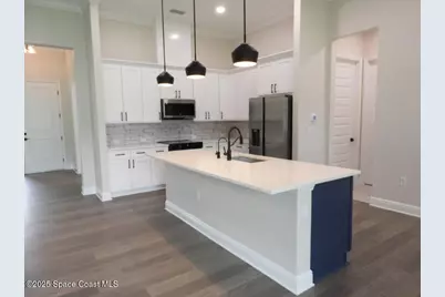 8555 Henry Avenue, Melbourne, FL 32904 - Photo 9