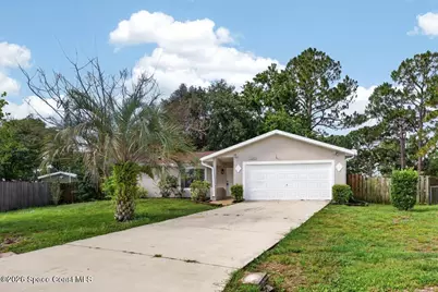 1582 Giles Street NW, Palm Bay, FL 32907 - Photo 1