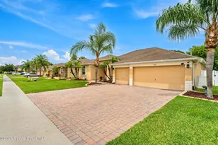240 Grouper Cir SE, Palm Bay, FL 32909 - Photo 5