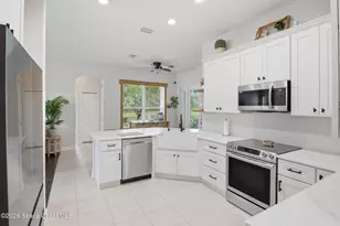 256 Brandy Creek Cir SE, Palm Bay, FL 32909 - Photo 7