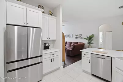 256 Brandy Creek Circle SE, Palm Bay, FL 32909 - Photo 9