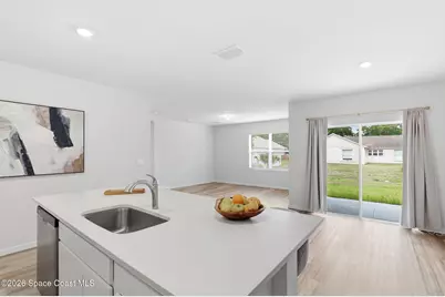 673 Bremerhaven Street NW, Palm Bay, FL 32907 - Photo 9