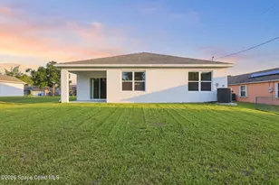 673 Bremerhaven St NW, Palm Bay, FL 32907 - Photo 27