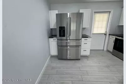 2137 Canterbury Lane, Melbourne, FL 32935 - Photo 5