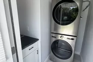 2137 Canterbury Ln, Melbourne, FL 32935 - Photo 29