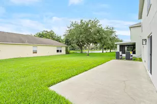 1204 25th Terrace SW, Vero Beach, FL 32968 - Photo 31