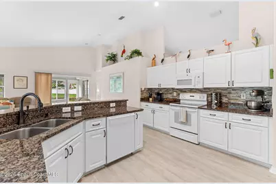 685 Naples Court, Melbourne, FL 32904 - Photo 21