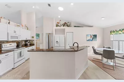 685 Naples Court, Melbourne, FL 32904 - Photo 17
