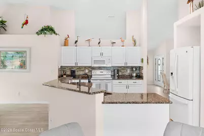 685 Naples Court, Melbourne, FL 32904 - Photo 25
