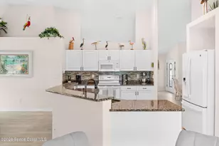 685 Naples Ct, Melbourne, FL 32904 - Photo 25