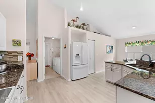685 Naples Ct, Melbourne, FL 32904 - Photo 19