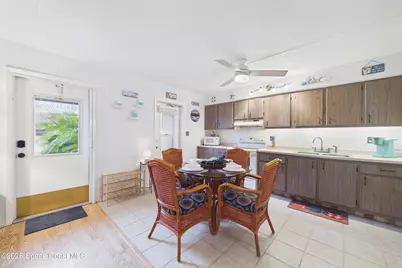 610 Jefferson Avenue #6, Cape Canaveral, FL 32920 - Photo 11